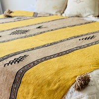 BERBER POM POM BLANKET MUSTARD & ALMOND