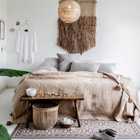 POM POM BLANKET BEIGE & WHITE STRIPES