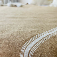 POM POM BLANKET BEIGE & WHITE STRIPES