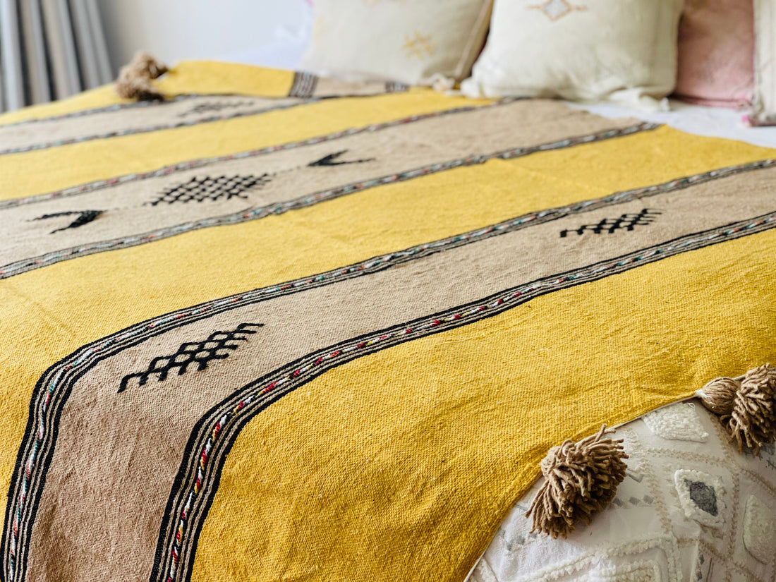 BERBER POM POM BLANKET MUSTARD & ALMOND