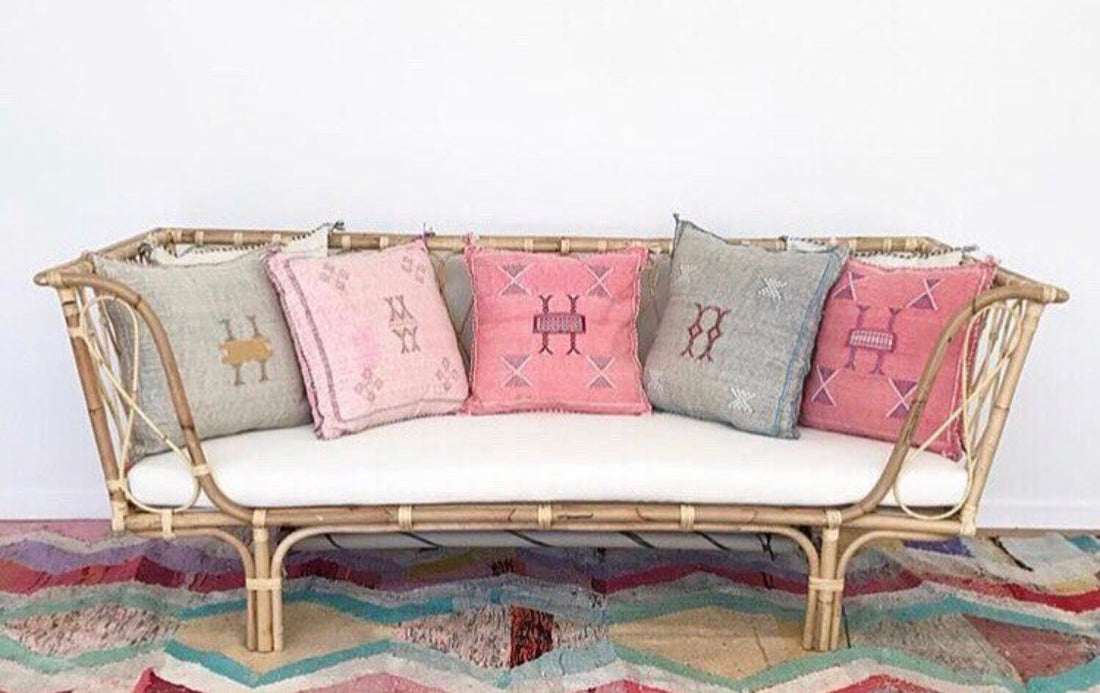 SABRA CACTUS SILK CUSHION GREY WITH PINK
