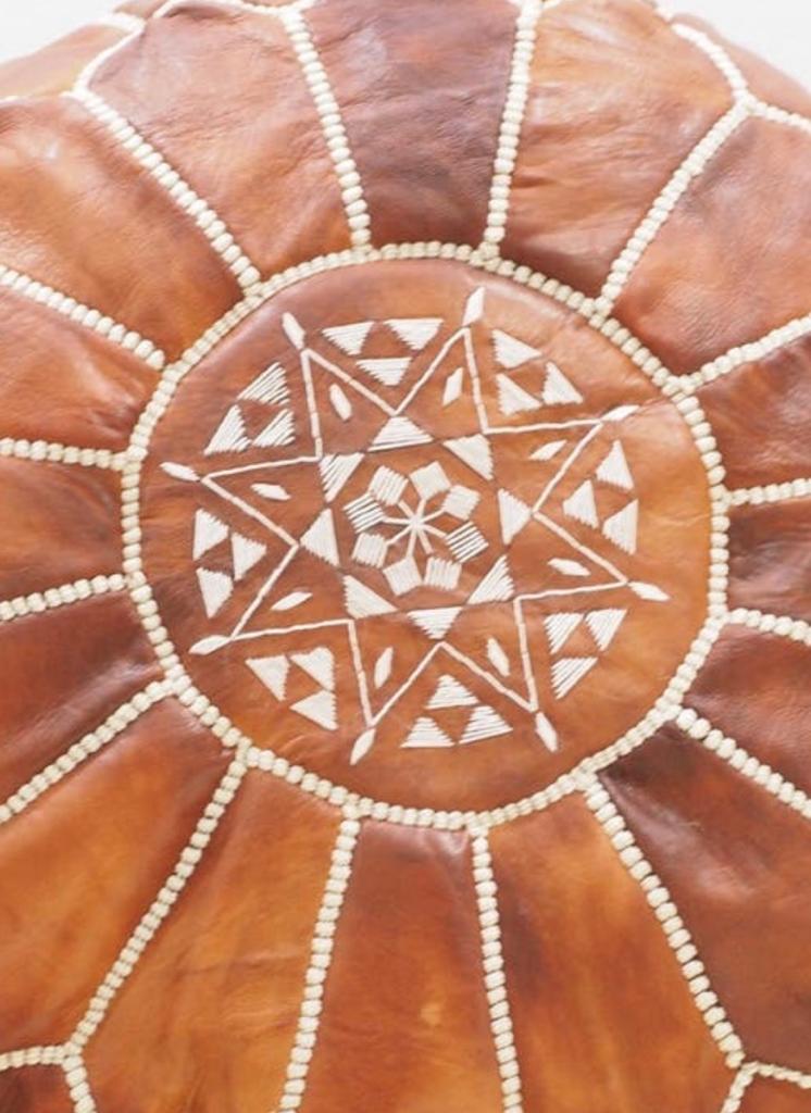 LEATHER POUF VINTAGE TAN