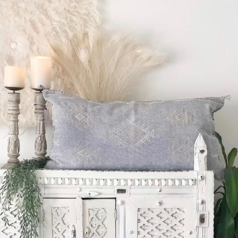 LUMBAR SABRA CACTUS SILK CUSHION GREY