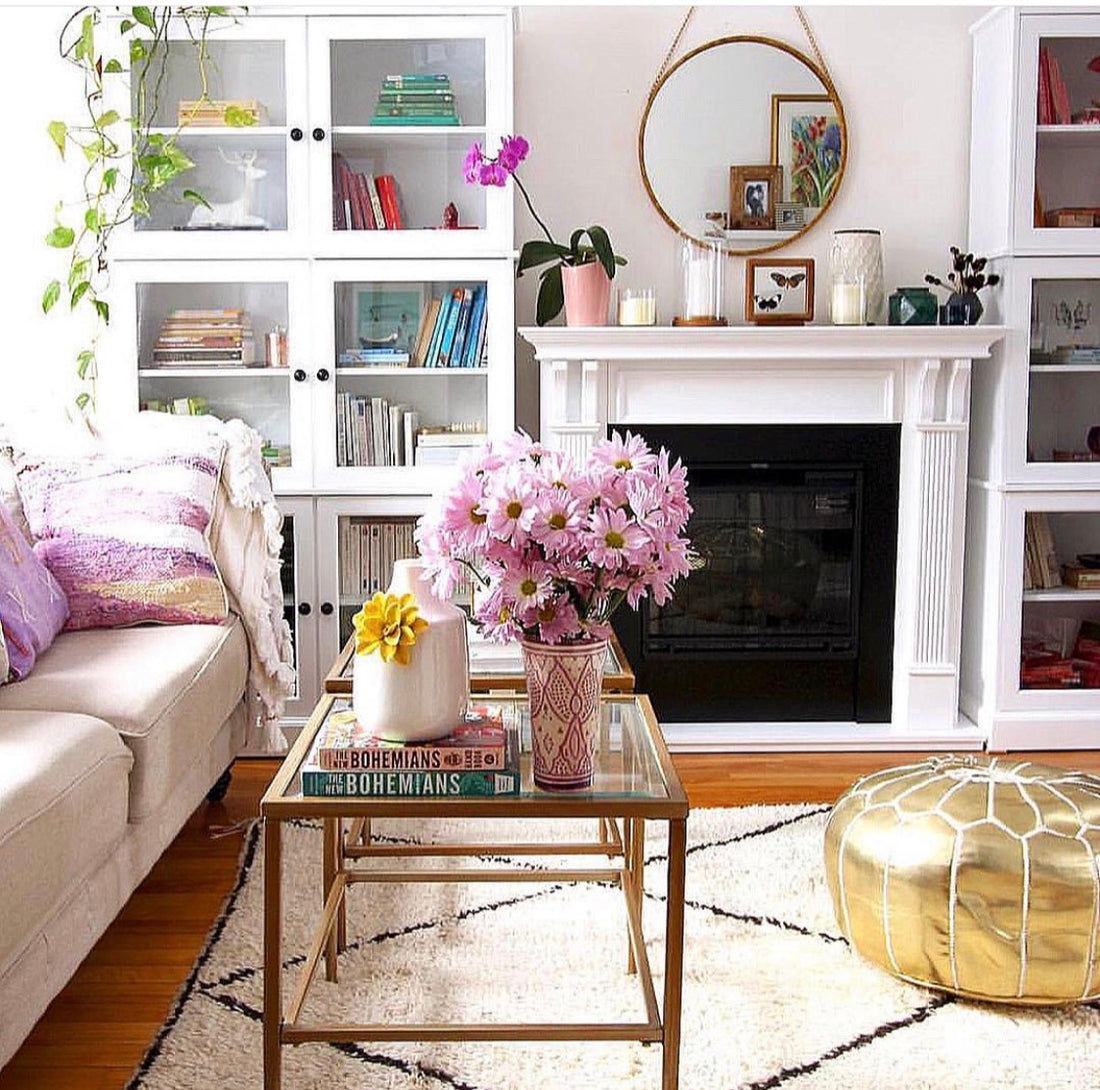 MOROCCAN LEATHER POUF GOLD